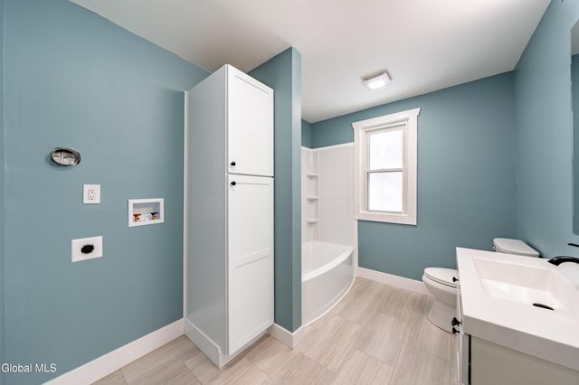 130 Manor Avenue, Cohoes, NY 12047