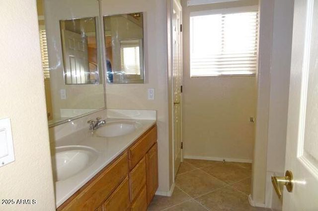 1122 W Wildhorse Drive, Chandler, AZ 85286