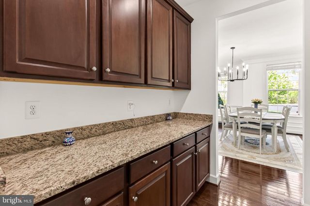 8901 HARGROVE CT, Fairfax, VA 22031