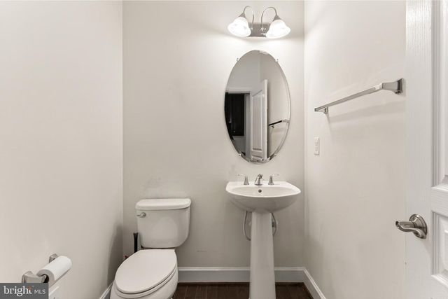 8901 HARGROVE CT, Fairfax, VA 22031