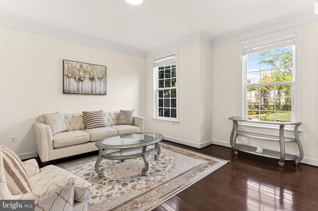 8901 HARGROVE CT, Fairfax, VA 22031