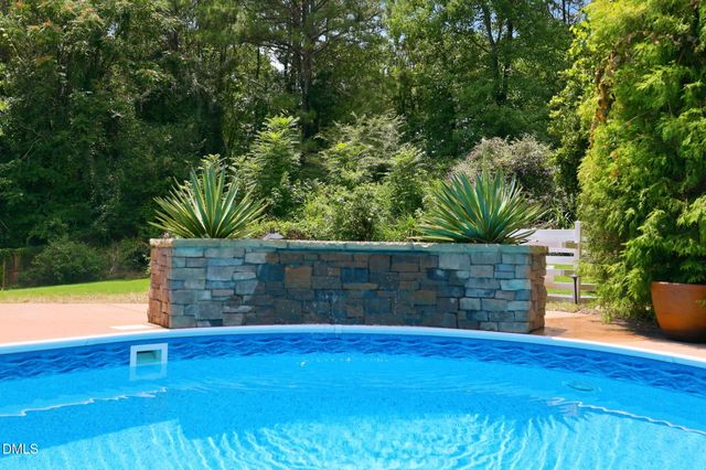 2609 Lissa Jon Court, Raleigh, NC 27614