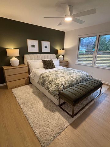 2135 Apple Avenue NW, Grand Rapids, MI 49504