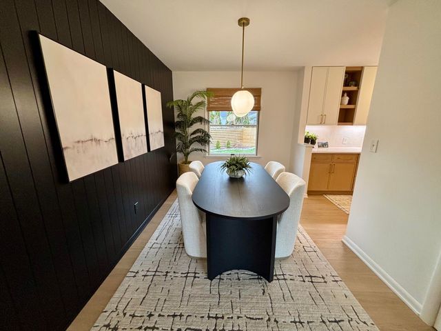 2135 Apple Avenue NW, Grand Rapids, MI 49504