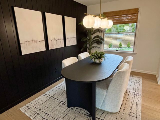 2135 Apple Avenue NW, Grand Rapids, MI 49504