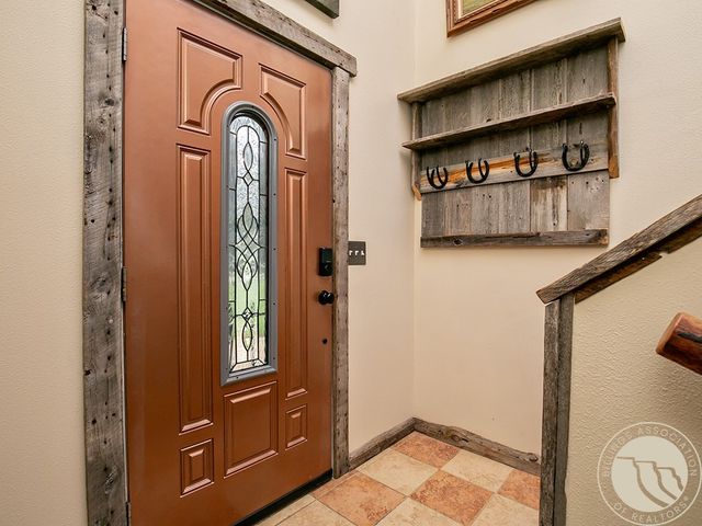 1054 J T Lane, Billings, MT 59101