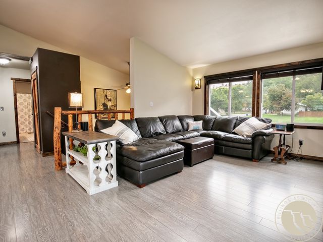 1054 J T Lane, Billings, MT 59101