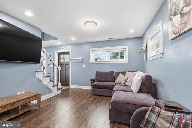 369 LIVEZEY ST, Philadelphia, PA 19128