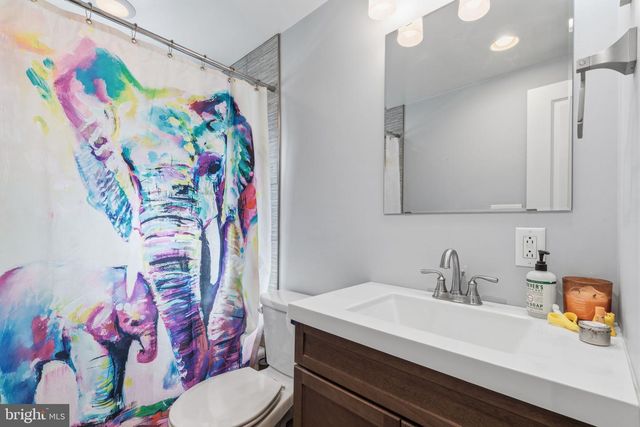 369 LIVEZEY ST, Philadelphia, PA 19128