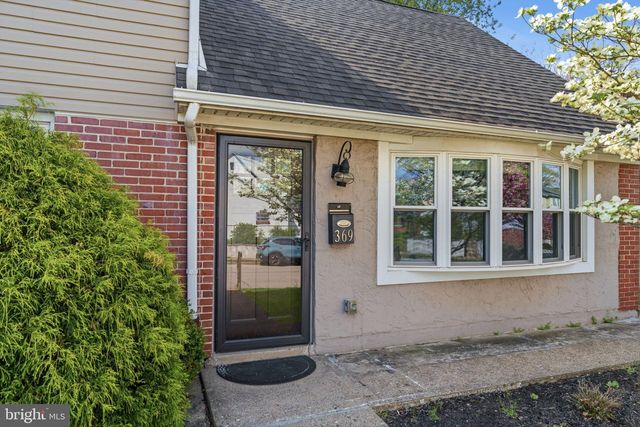 369 LIVEZEY ST, Philadelphia, PA 19128