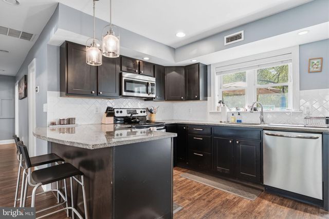 369 LIVEZEY ST, Philadelphia, PA 19128