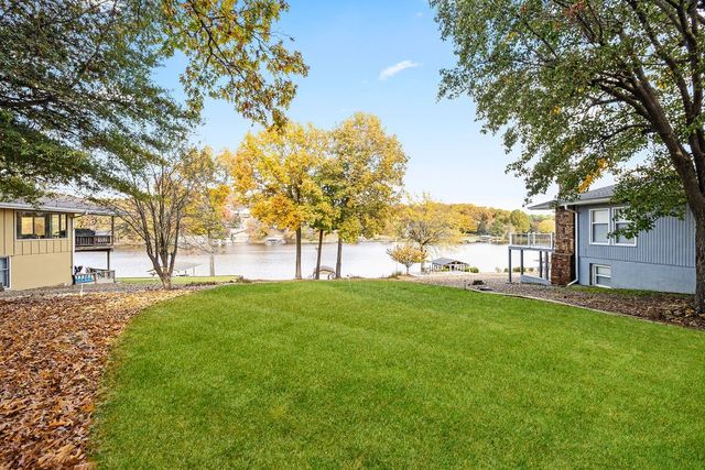 2 Portsmouth Lane, Bella Vista, AR 72715