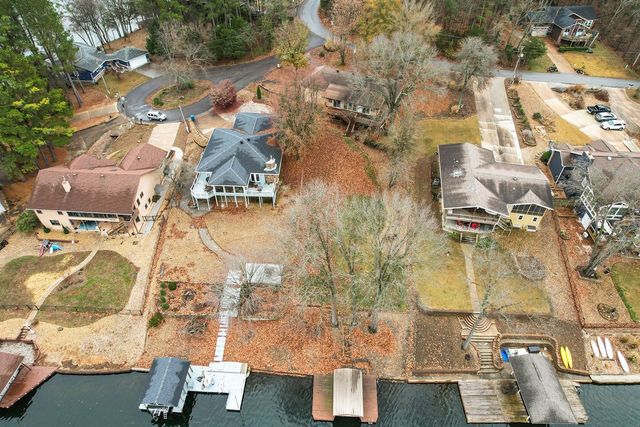 2 Portsmouth Lane, Bella Vista, AR 72715