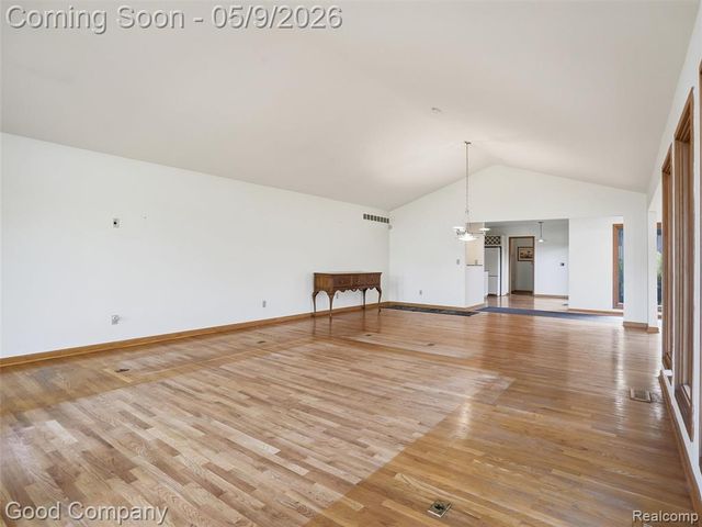 6733 Bloomfield Lane, West Bloomfield, MI 48322
