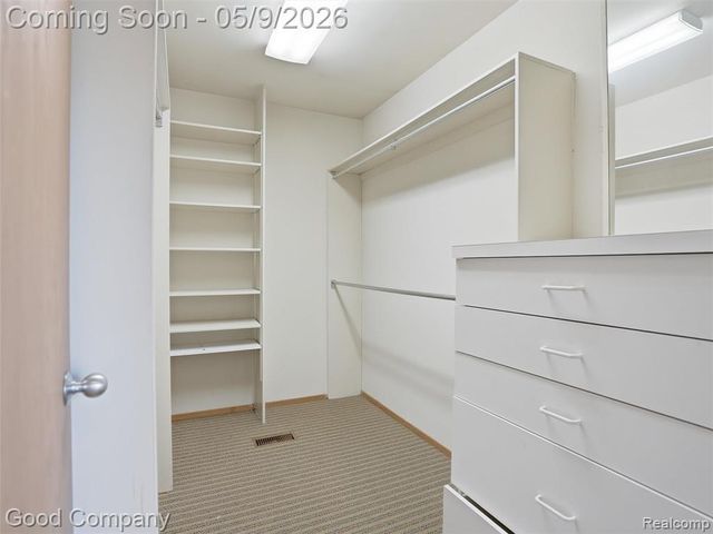 6733 Bloomfield Lane, West Bloomfield, MI 48322