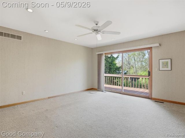 6733 Bloomfield Lane, West Bloomfield, MI 48322