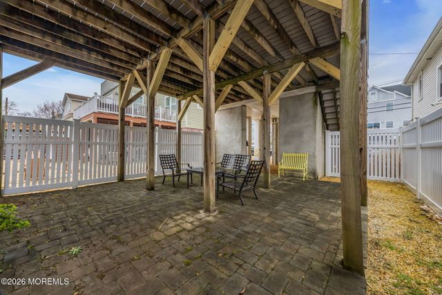 46 Barberie Avenue, Highlands, NJ 07732