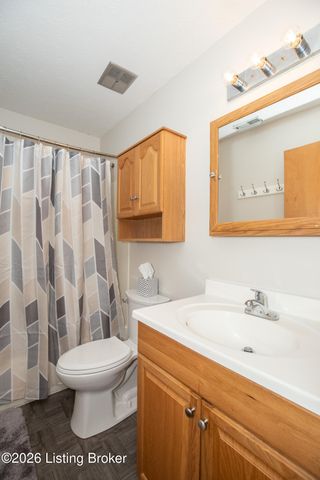 3407 La Follette Dr, Louisville, KY 40299