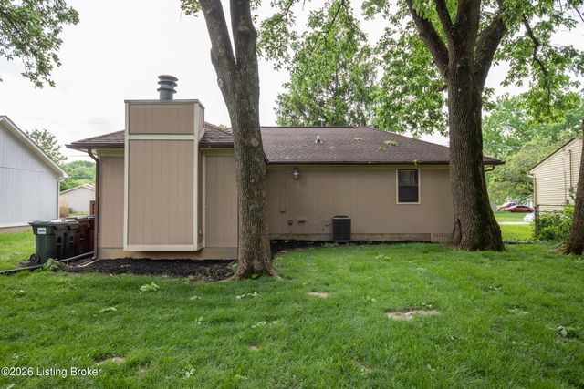 3407 La Follette Dr, Louisville, KY 40299