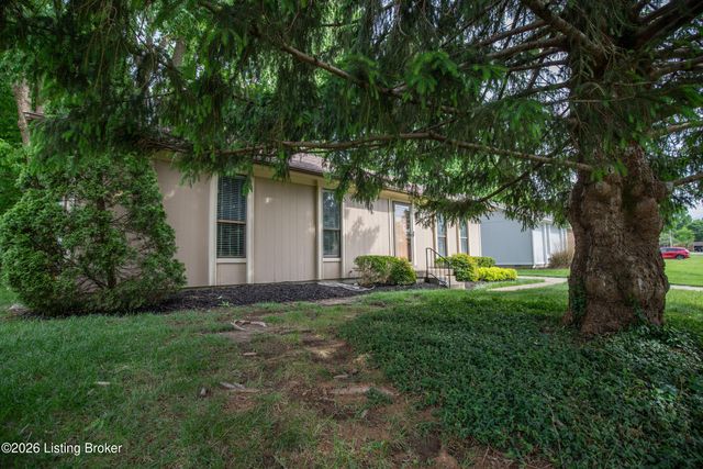 3407 La Follette Dr, Louisville, KY 40299