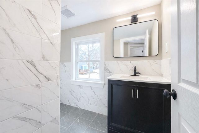 28 Newton Ct., Weymouth, MA 02191