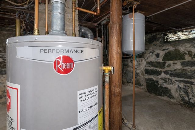 28 Newton Ct., Weymouth, MA 02191