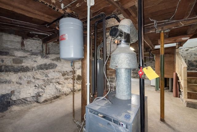 28 Newton Ct., Weymouth, MA 02191