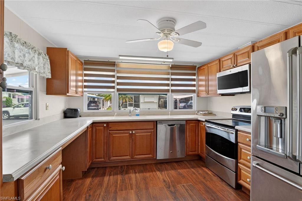 77 Enchanting BLVD E77, NAPLES, FL 34112 — exterior