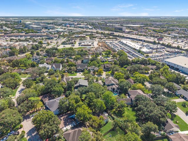 9718 Mariposa Street, Houston, TX 77025