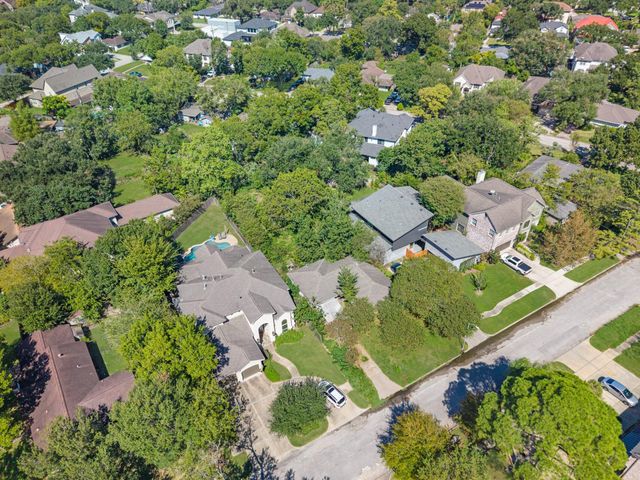 9718 Mariposa Street, Houston, TX 77025