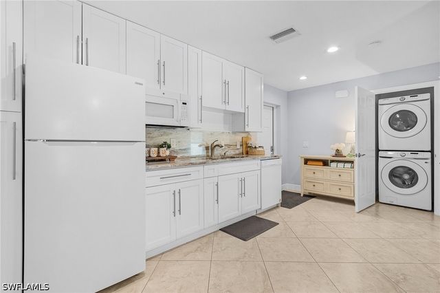 601 SE 30th ST, Cape Coral, FL 33904