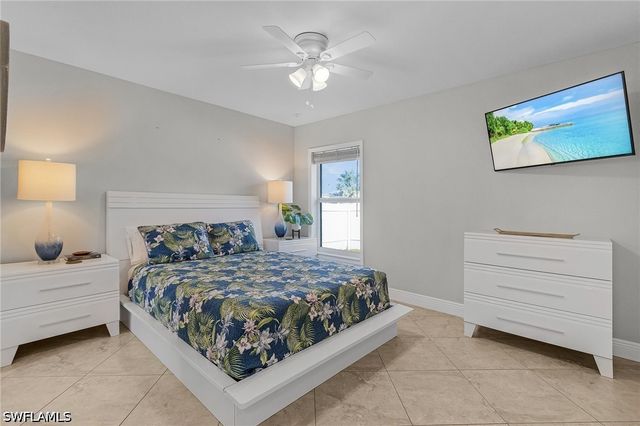 601 SE 30th ST, Cape Coral, FL 33904