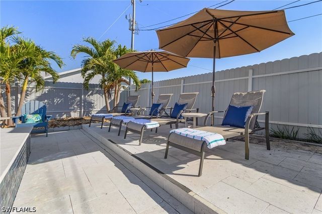 601 SE 30th ST, Cape Coral, FL 33904
