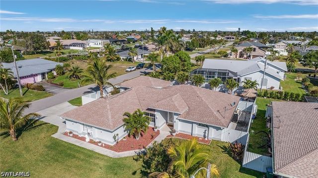 601 SE 30th ST, Cape Coral, FL 33904