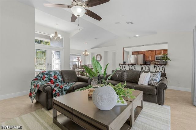 601 SE 30th ST, Cape Coral, FL 33904