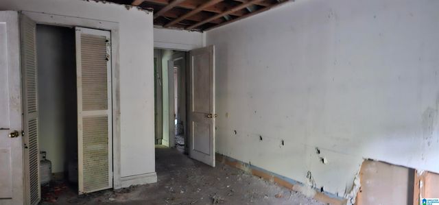 1214 5TH AVENUE, Midfield, AL 35228