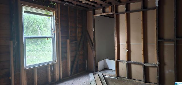 1214 5TH AVENUE, Midfield, AL 35228