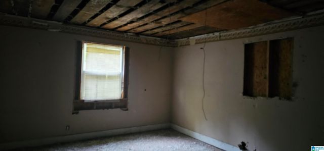 1214 5TH AVENUE, Midfield, AL 35228