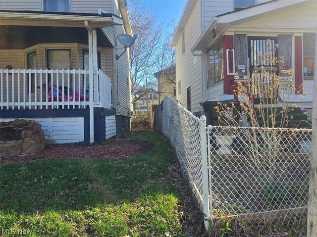 1107 Galewood Drive, Cleveland, OH 44110