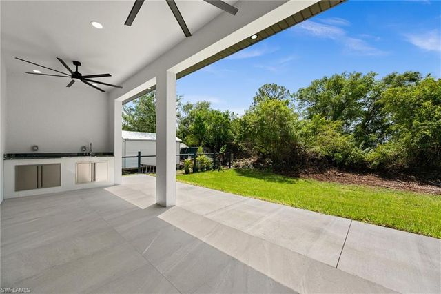 3319 30th ST SW, Lehigh Acres, FL 33976