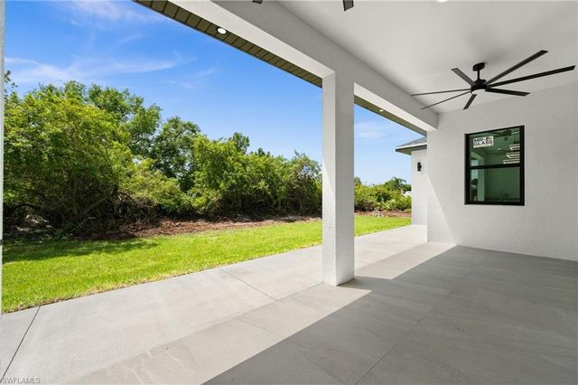 3319 30th ST SW, Lehigh Acres, FL 33976