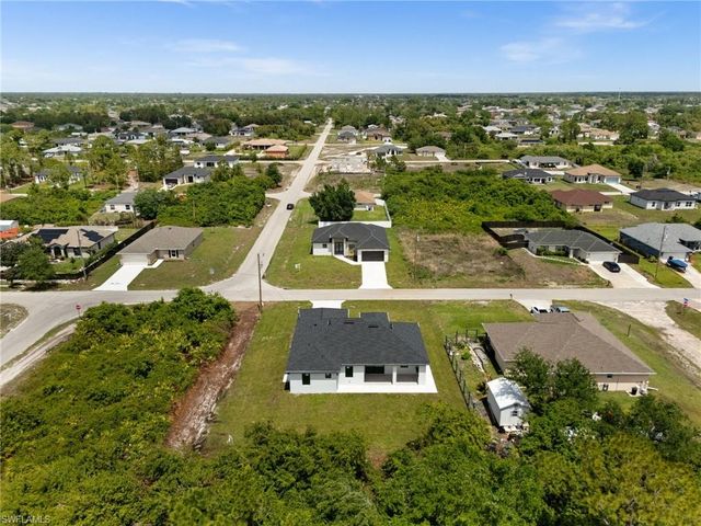 3319 30th ST SW, Lehigh Acres, FL 33976