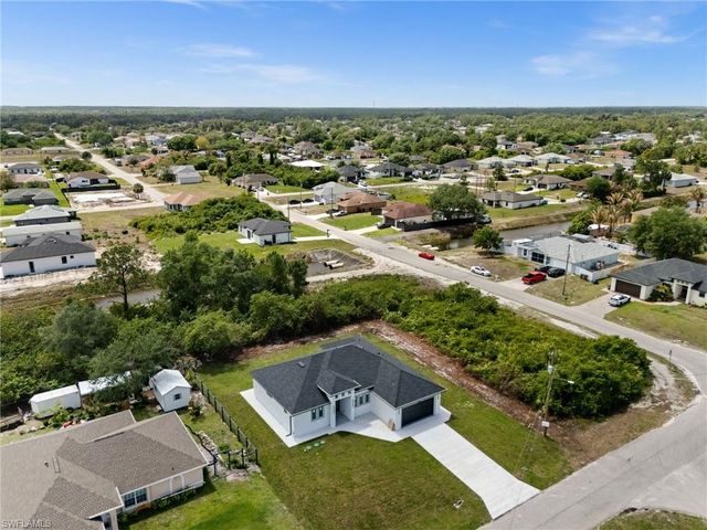 3319 30th ST SW, Lehigh Acres, FL 33976