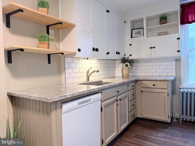 29 S ROSANNA ST, Hummelstown, PA 17036