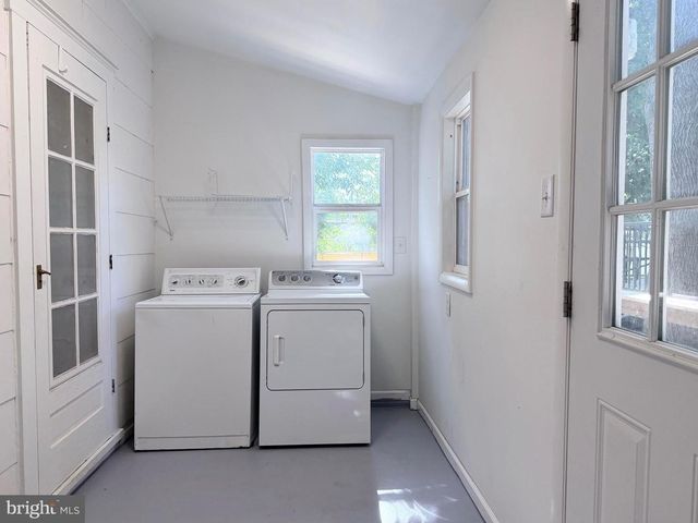 29 S ROSANNA ST, Hummelstown, PA 17036