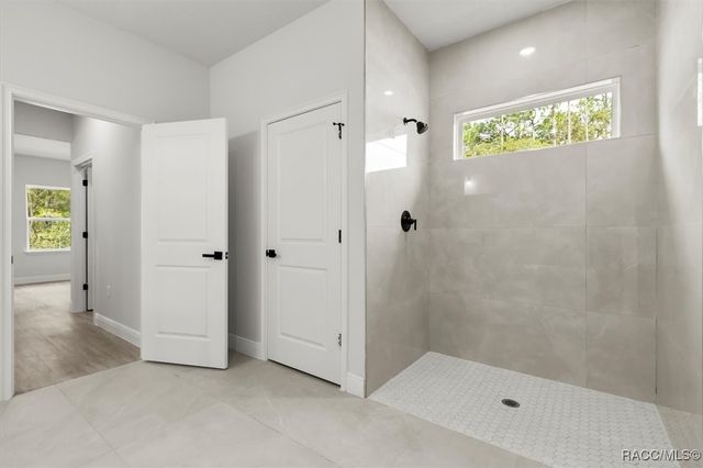 8100 N Tiny Lily Drive, Citrus Springs, FL 34434