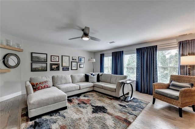 3220 Carswell Bend, Cumming, GA 30028