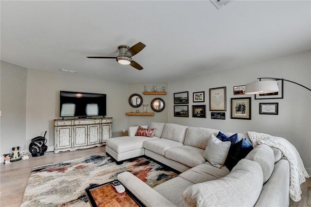 3220 Carswell Bend, Cumming, GA 30028