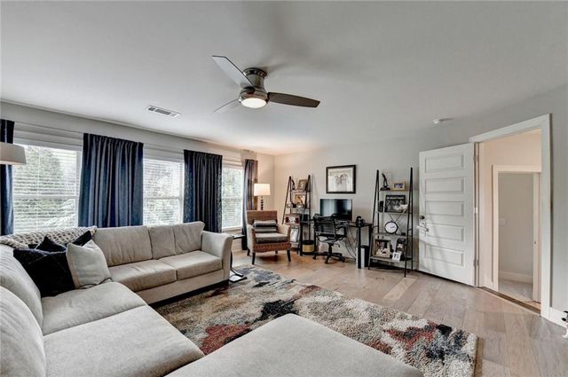 3220 Carswell Bend, Cumming, GA 30028