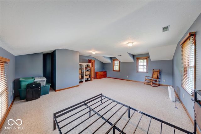 415 N Greenbriar Drive, Greenwood, IN 46142